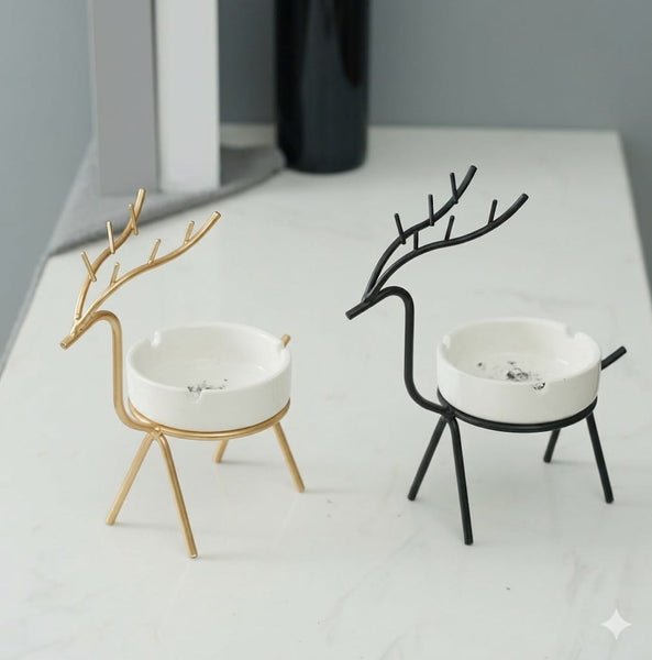 Luxury Deer-Shaped Ceramic Ashtray with Gold Metal Stand – Elegant Desktop Decoration for Home & Office